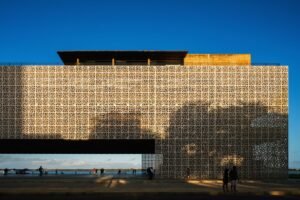 Gratuidade no transporte público em Recife - Cartão VEM idoso 2 brasil arquitetura museu cais do sertao 5MG 5161 min