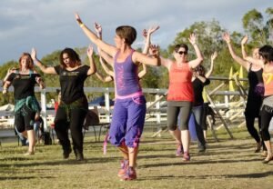 Aulas de zumba gratuitas em São Bernardo do Campo - SP 1 dreamstime s 90696721 lifeontheside min